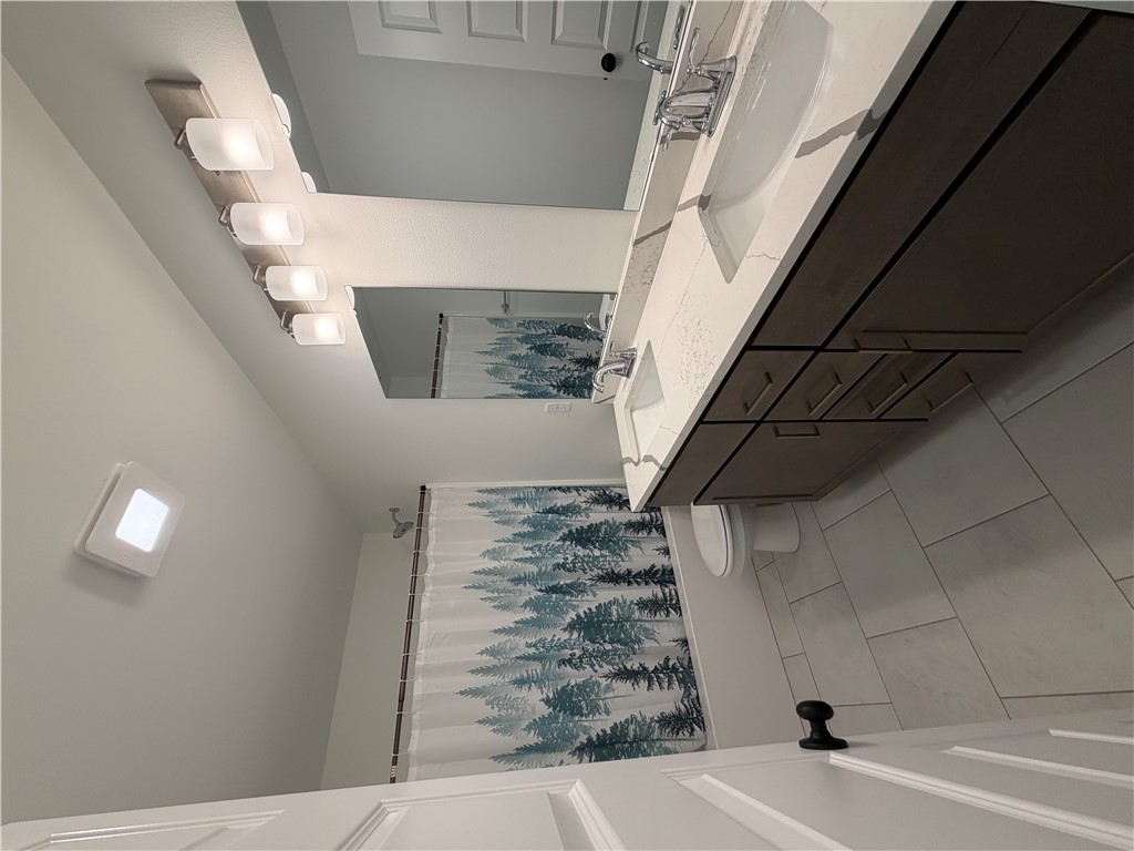 Woodcrest Walk - Residential Lease