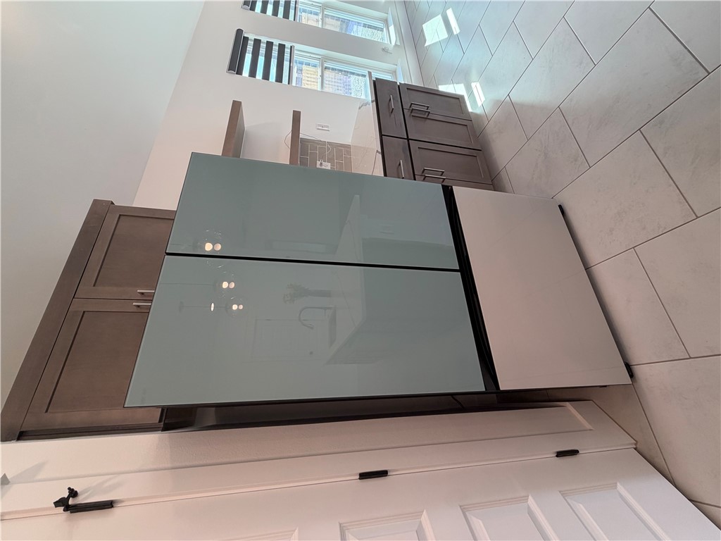 Woodcrest Walk - Residential Lease