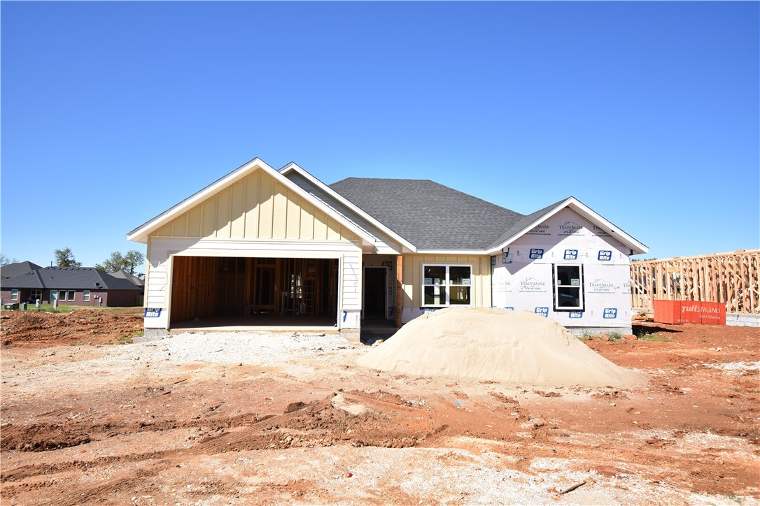 Be a part of this brand-new neighborhood in Farmington! Just moments from Fayetteville, you won't find a better location. Keep the small town feel while you enjoy being part of a community. Enjoy the open floor plan and walk out to your covered patio in the back to relax. This home is in a growing school district and just down the street from the city park!