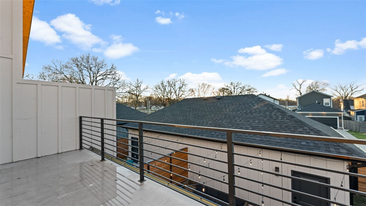 W A Burks - Residential Lease