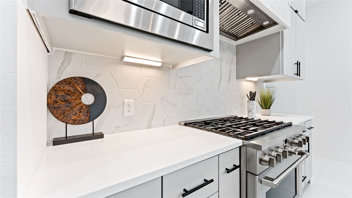 W A Burks - Residential Lease