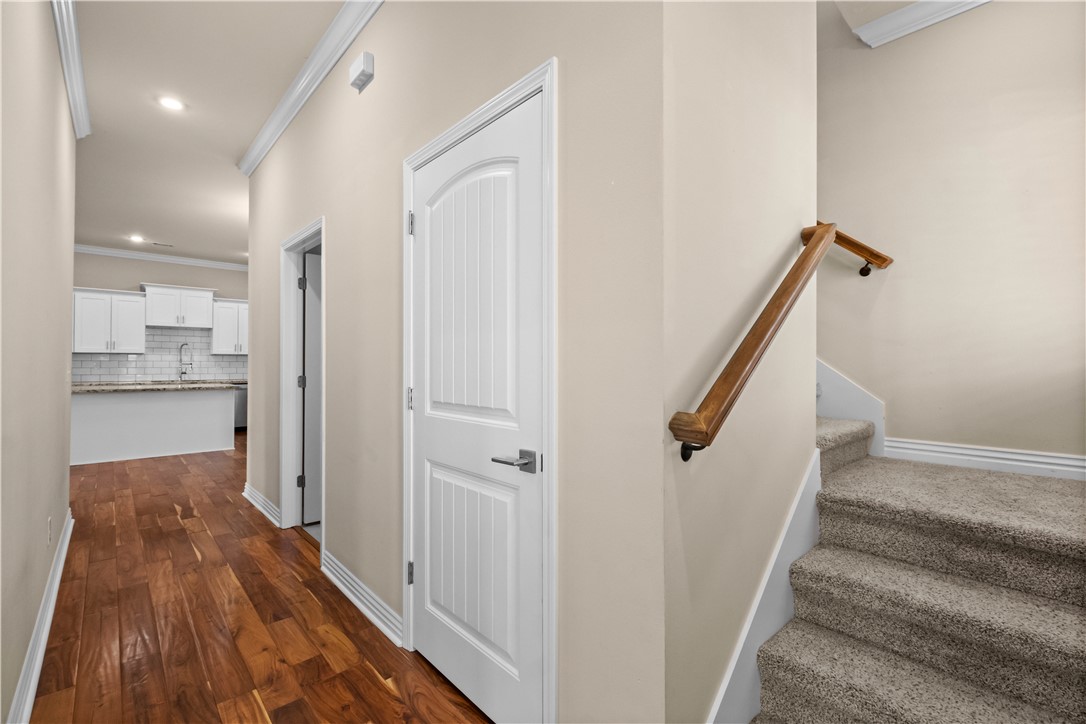 Groves Neighborhood Ph I, The Rogers - Residential