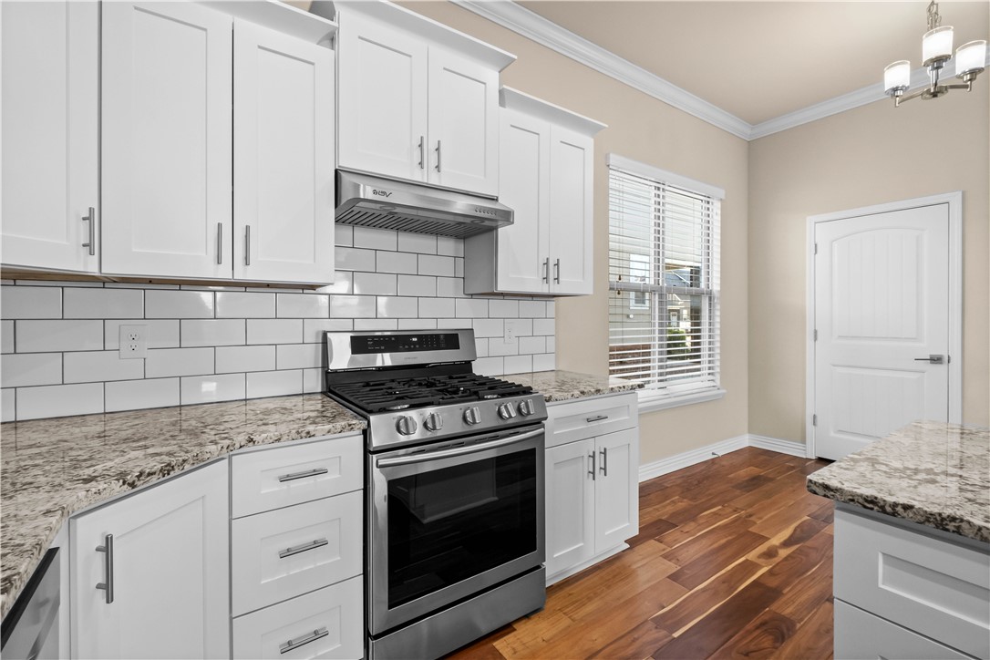 Groves Neighborhood Ph I, The Rogers - Residential