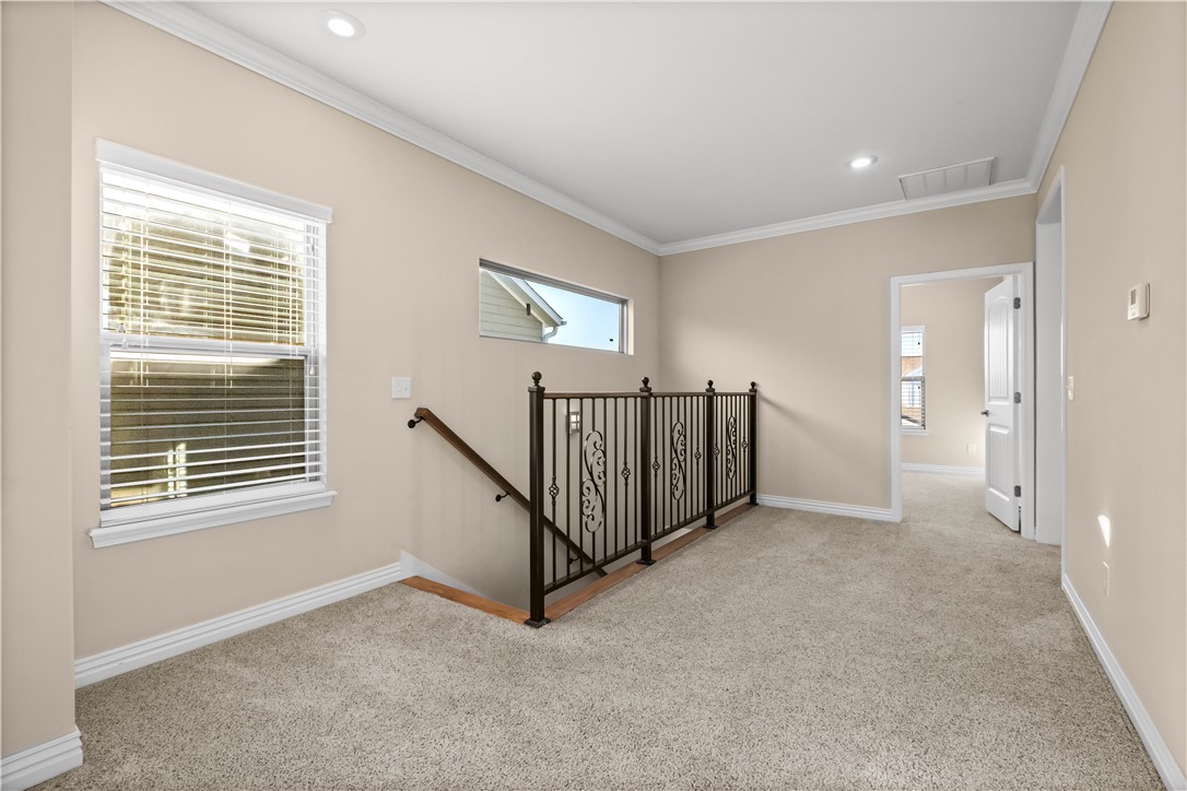 Groves Neighborhood Ph I, The Rogers - Residential