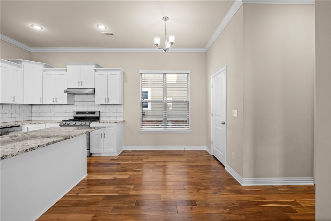 Groves Neighborhood Ph I, The Rogers - Residential