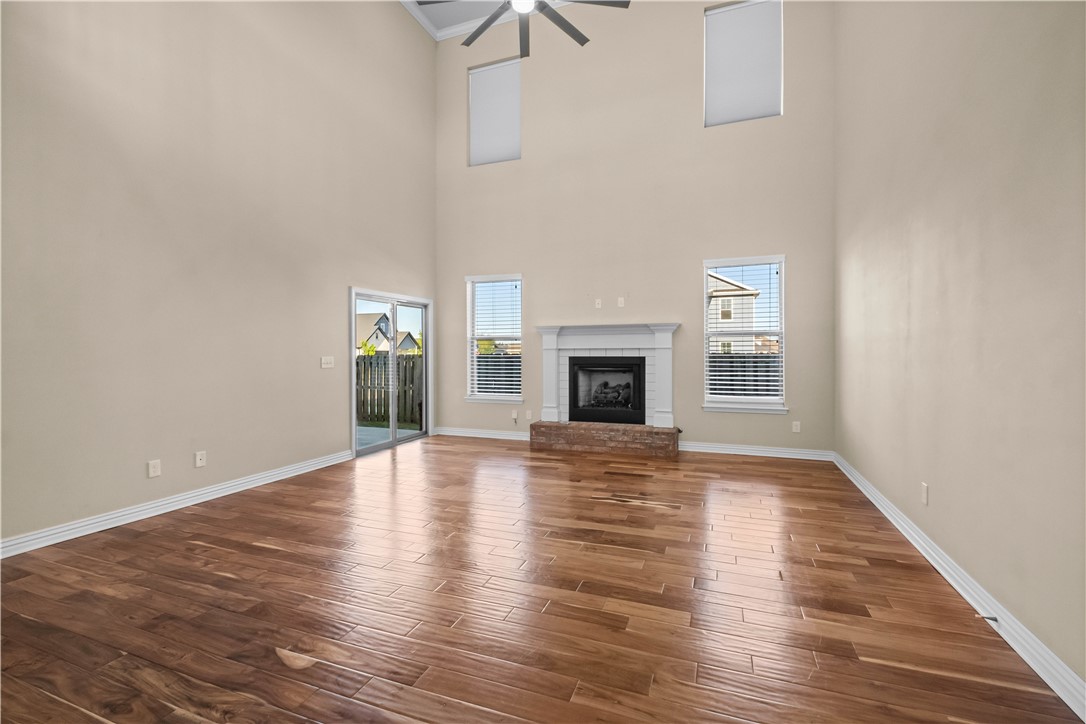Groves Neighborhood Ph I, The Rogers - Residential