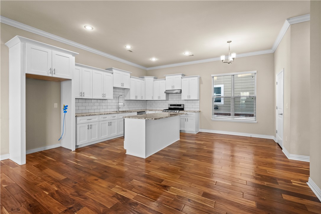 Groves Neighborhood Ph I, The Rogers - Residential