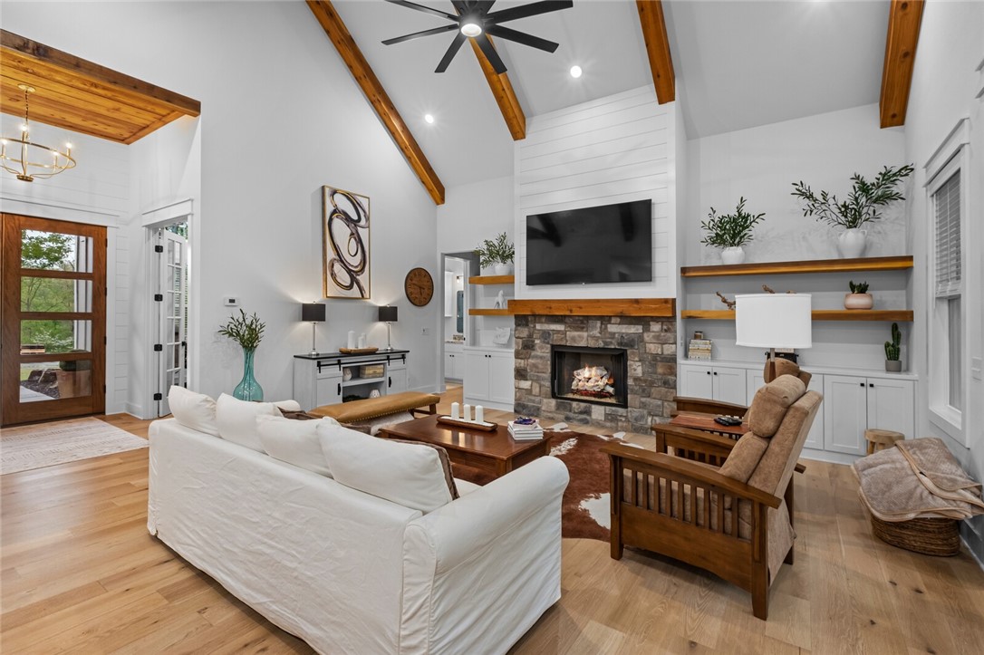 Shelby Forrest Rurban - Residential