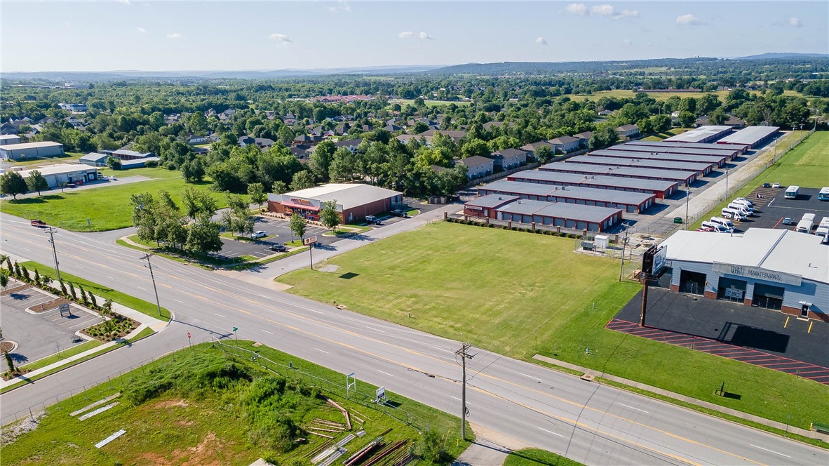 Springdale Outlots - Commercial Sale