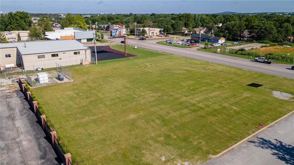 Springdale Outlots - Commercial Sale