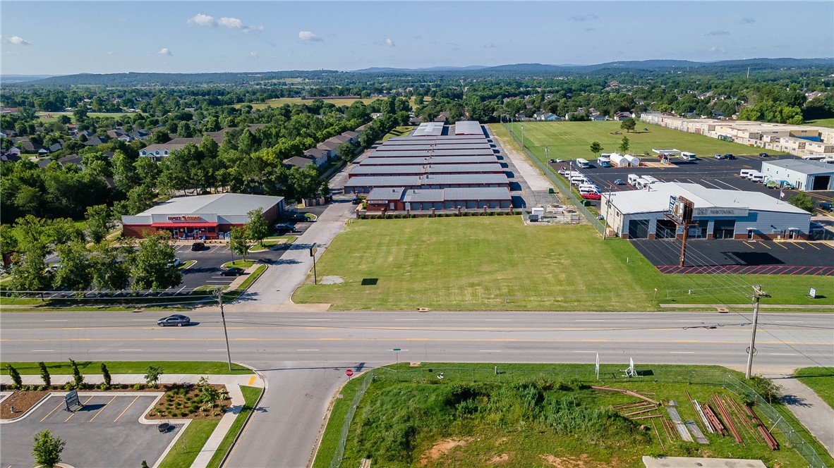 Springdale Outlots - Commercial Sale