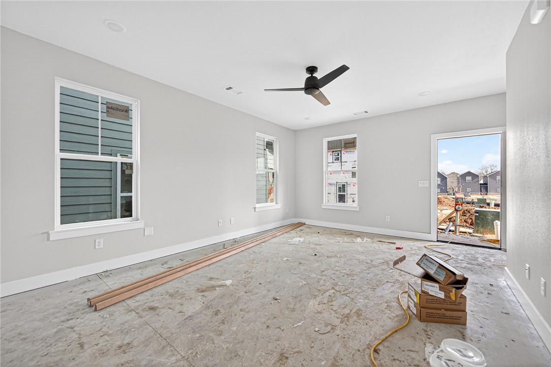 Fayetteville Outlots - Residential Lease