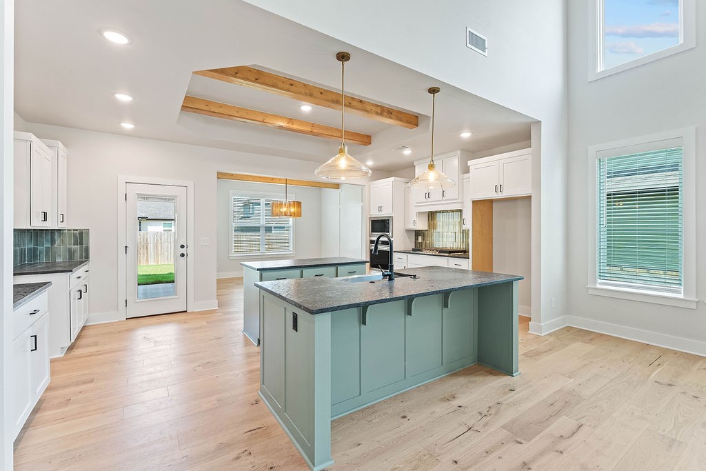 Maple Estates - Residential