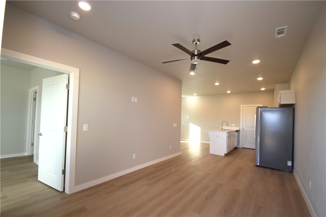 POIGAI ESTATES - Residential Lease