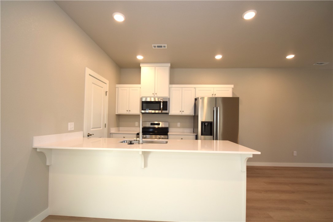 POIGAI ESTATES - Residential Lease