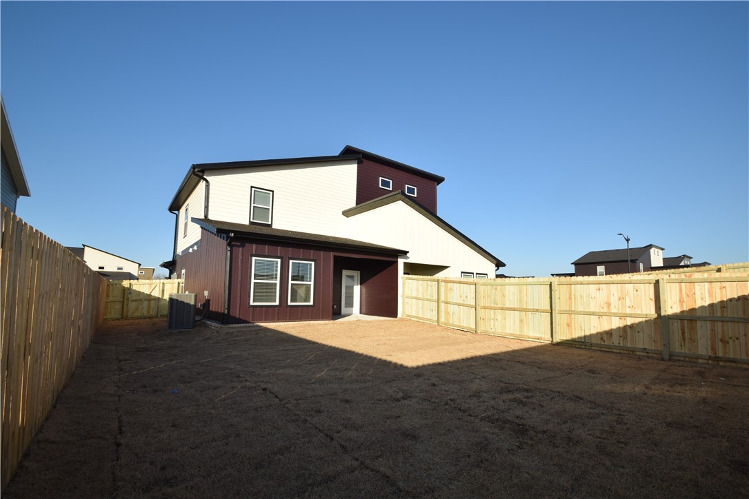 POIGAI ESTATES - Residential Lease