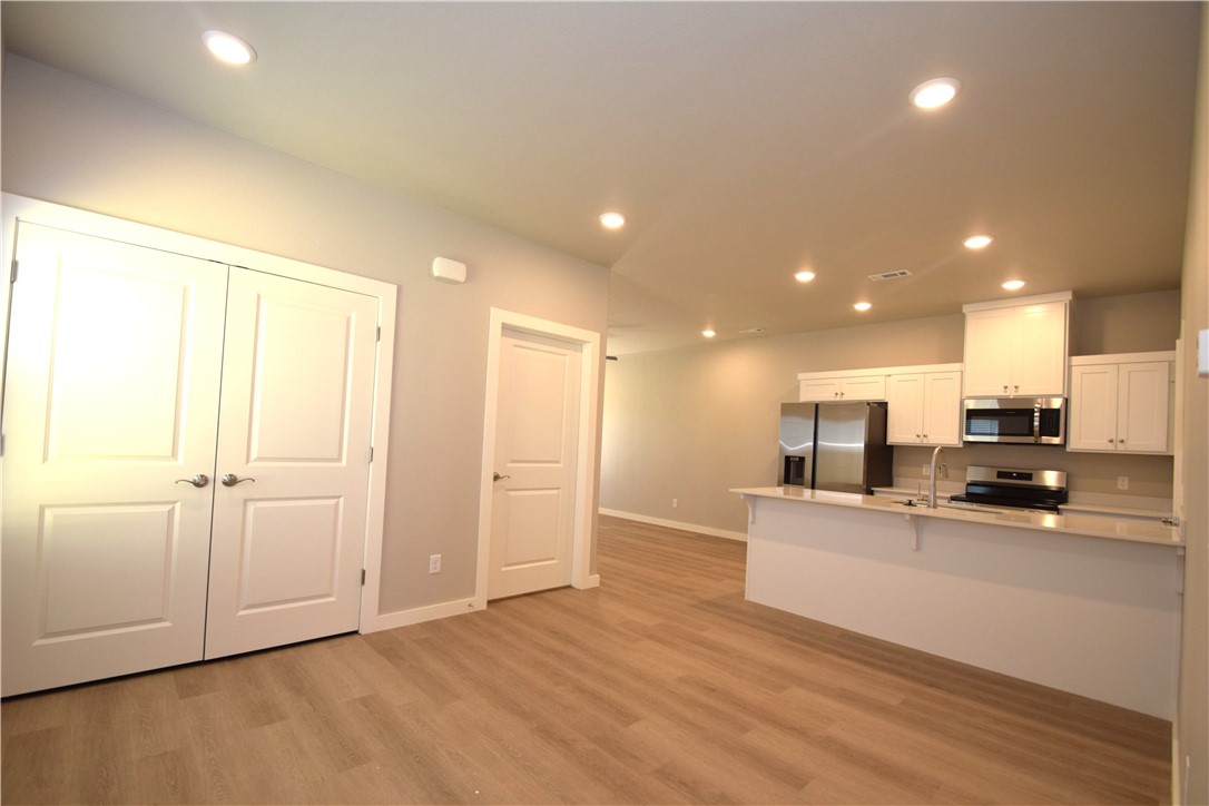 POIGAI ESTATES - Residential Lease