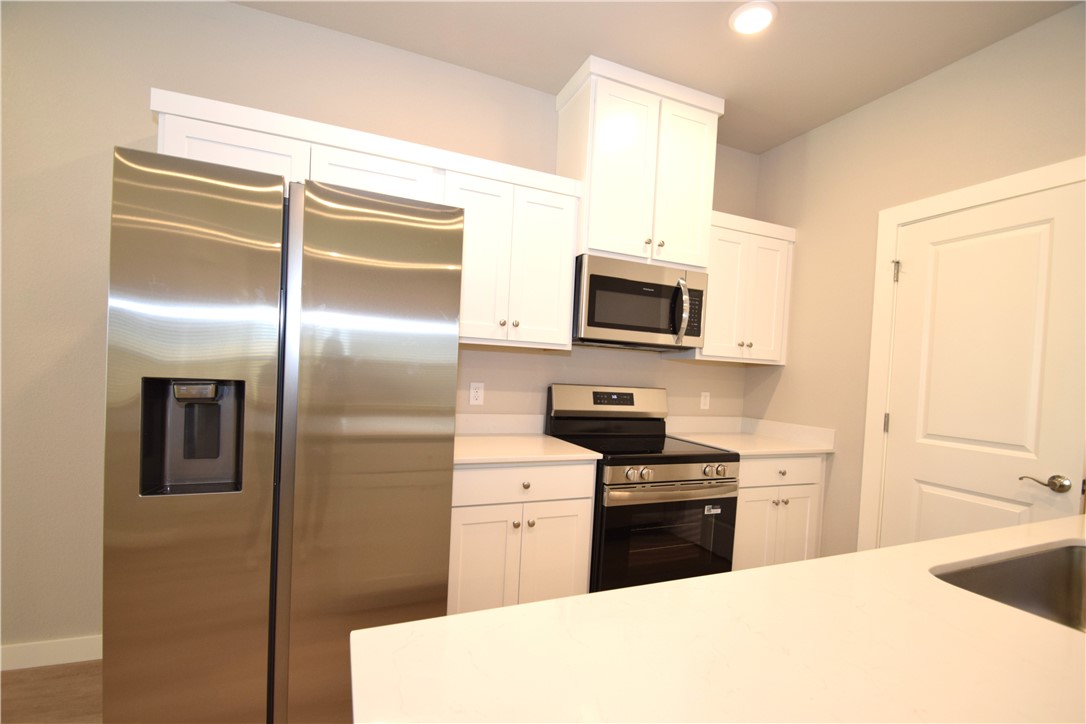 POIGAI ESTATES - Residential Lease