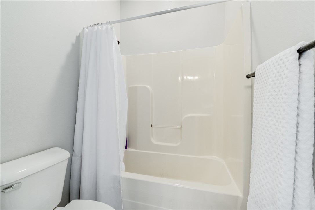 Otter Creek Estates Ph I-Cave Springs - Residential