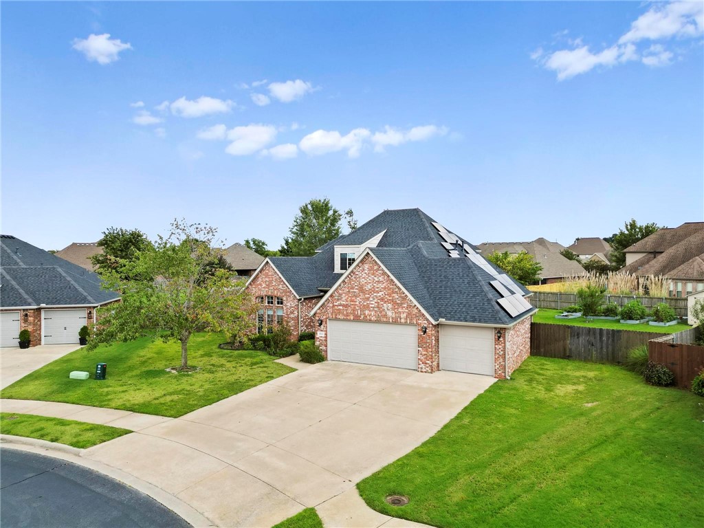 Welcome to Oxford Ridge Neighborhood, where your ideal home awaits. This tastefully remodeled
5-bedroom residence offers a comfortable living space spanning 3,207 square feet on a 0.47-acre lot.
The kitchen has been thoughtfully renovated, featuring a professional 36-inch dual-fuel 6-burner stove,
stainless steel appliances, quartz countertops, and custom cabinetry that provides ample storage for your
kitchen essentials. The primary bathroom has also been renovated, offering a peaceful retreat after a long day. Relax in the
modern soaking tub or take advantage of the spacious curb-less walk-in shower. With five well-proportioned bedrooms, three baths, a bonus room, and an office, this home offers functional space for your needs. Enjoy the perks of a family-friendly neighborhood complete with a playground and pool, conveniently located near the community center. Schedule a viewing today and envision the possibilities of making thishouse your own.