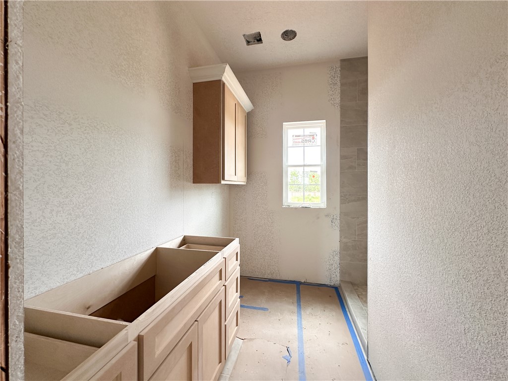 County Line Square - Residential