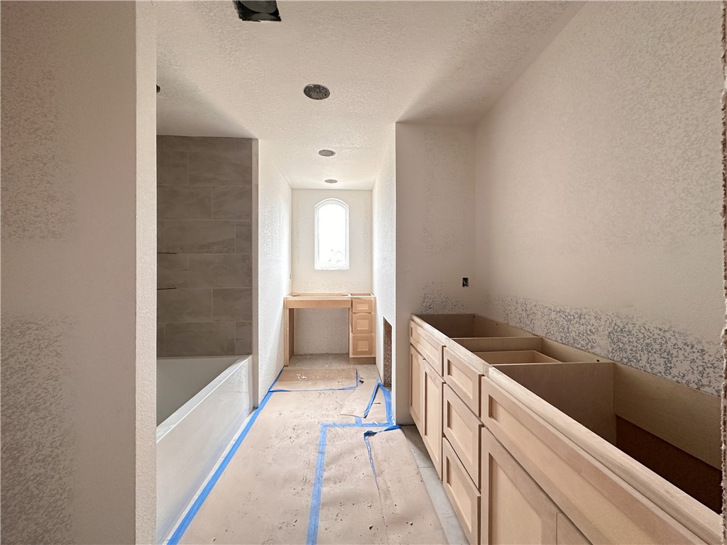County Line Square - Residential