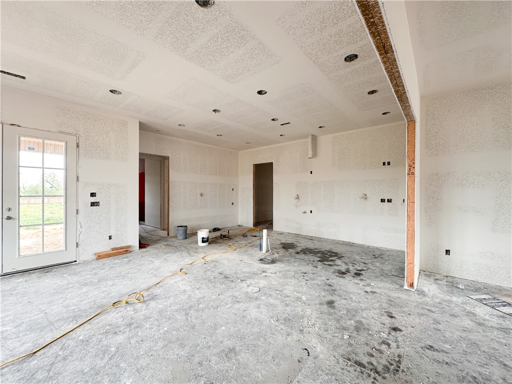 County Line Square - Residential