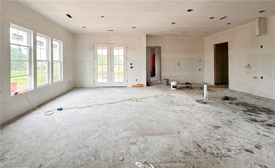 County Line Square - Residential