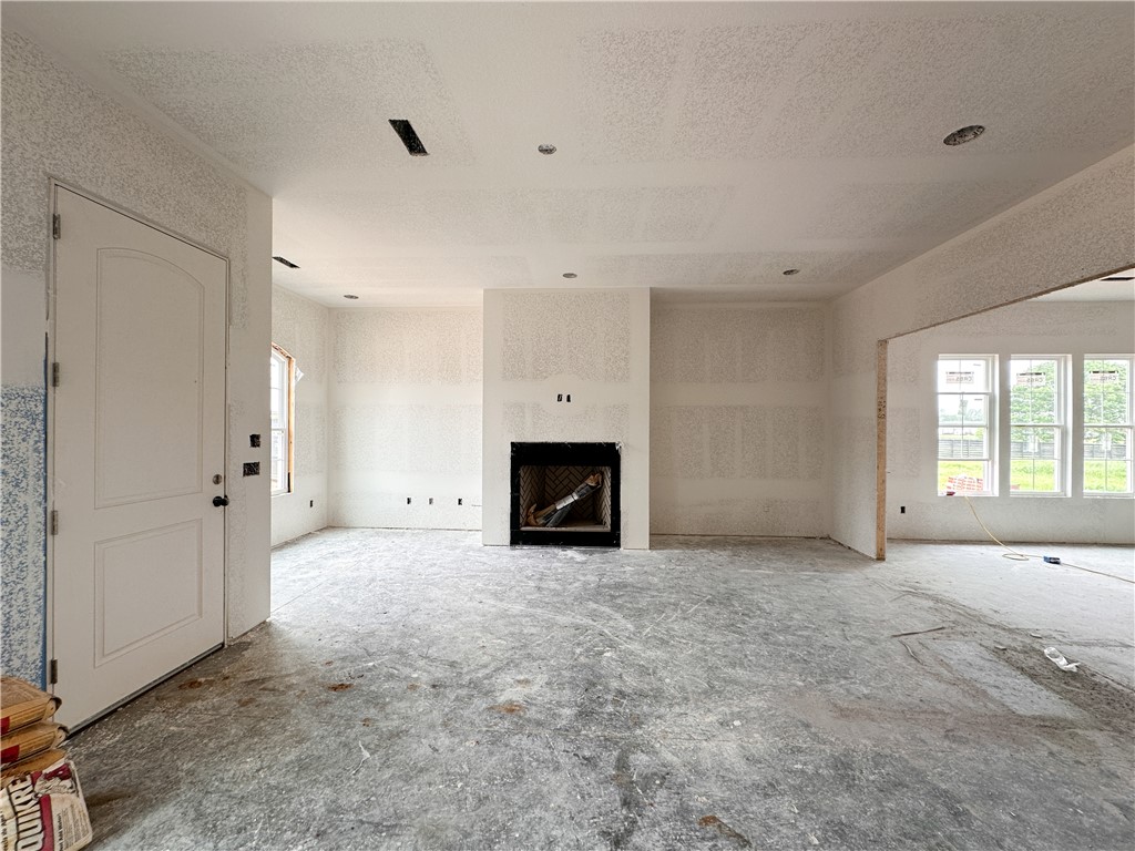 County Line Square - Residential