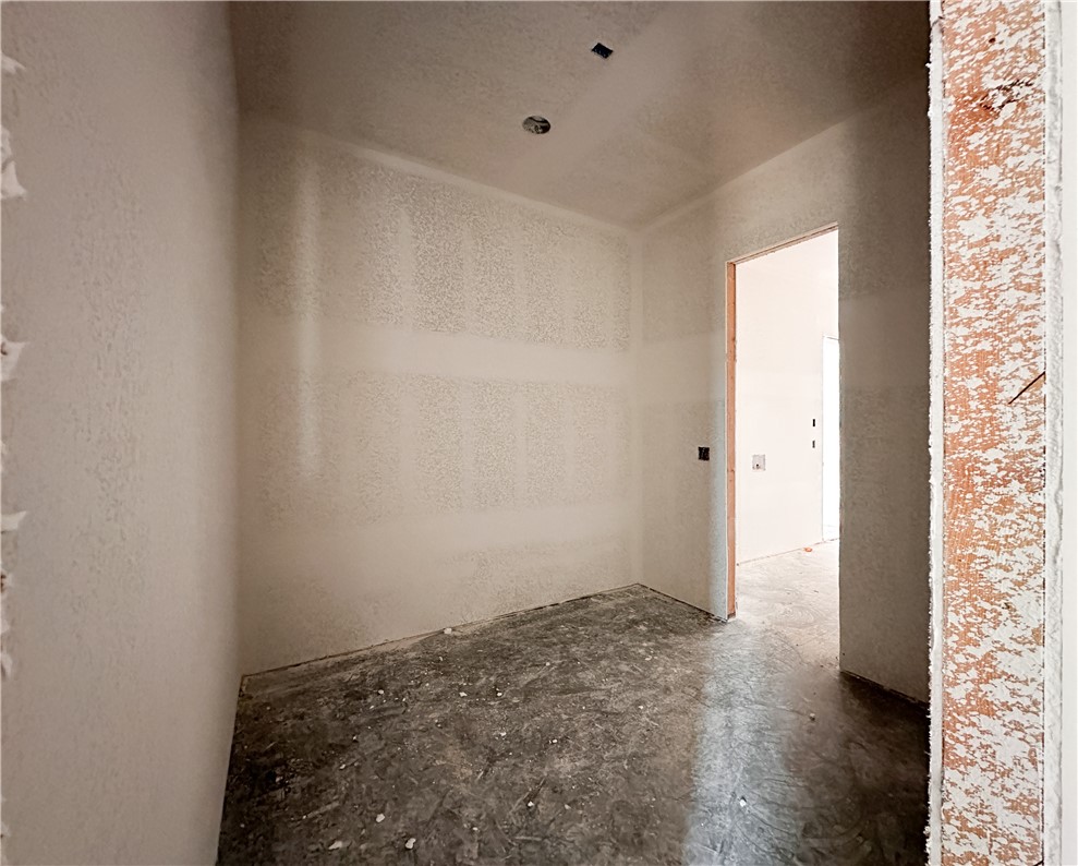 County Line Square - Residential