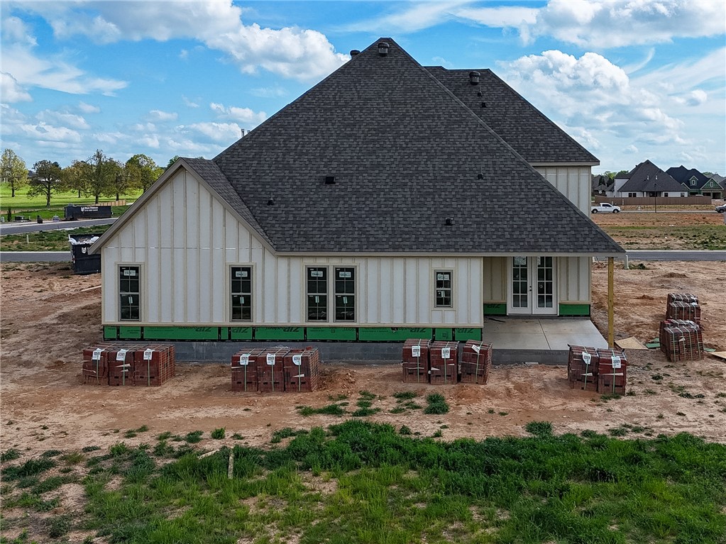 County Line Square - Residential