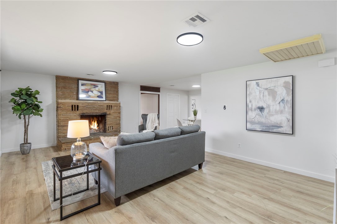 Sunset Add Rev Bentonville - Residential Lease