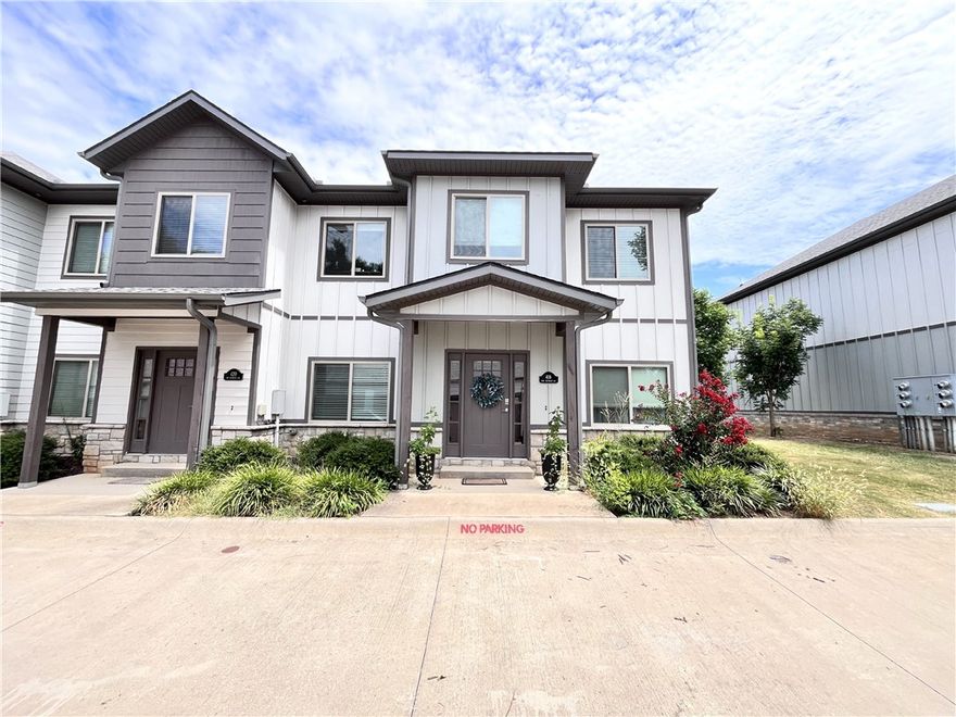 Welcome to this beautiful 3-bedroom, 2.5-bath home in a quiet and friendly Bentonville neighborhood. This property offers a bright, open floor plan and modern finishes. Conveniently located near schools, parks, trails, shopping, and downtown Bentonville, this home is perfect for anyone looking for comfort and convenience. Lawncare is included