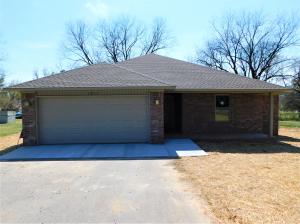 Experience the excellence of a new construction home! This home has been built with pride and quality from the foundation to the finishing touches and is ready for a new owner. 3BR 2BA split bedroom plan with 2 car garage. See it today...you deserve it!