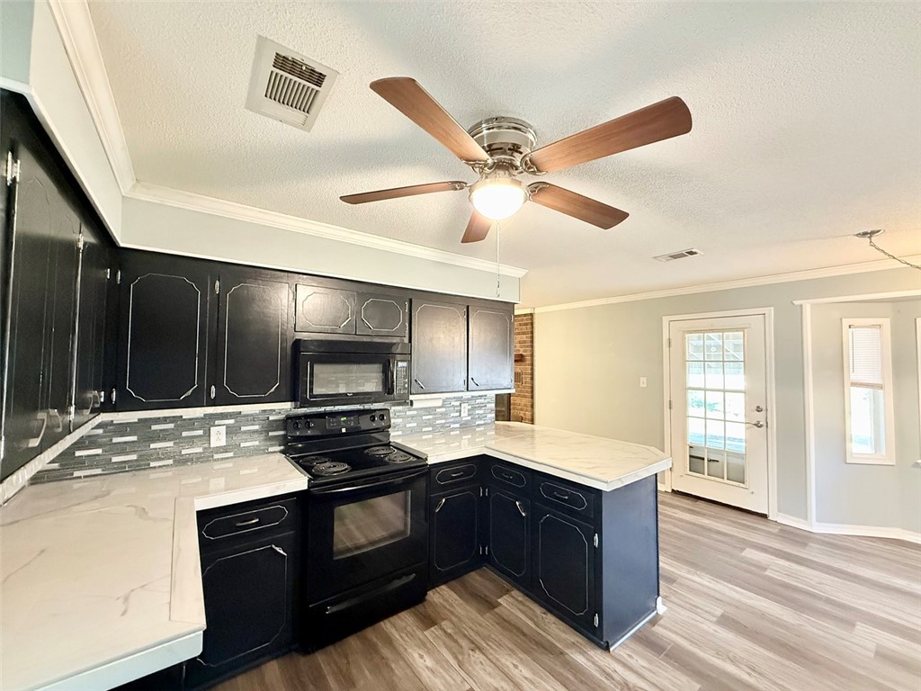 WOODRIDGE ESTATES - Residential