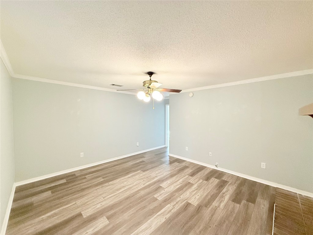 WOODRIDGE ESTATES - Residential