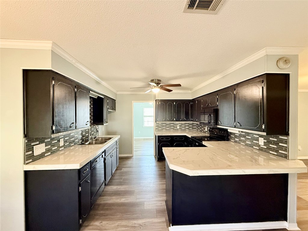 WOODRIDGE ESTATES - Residential