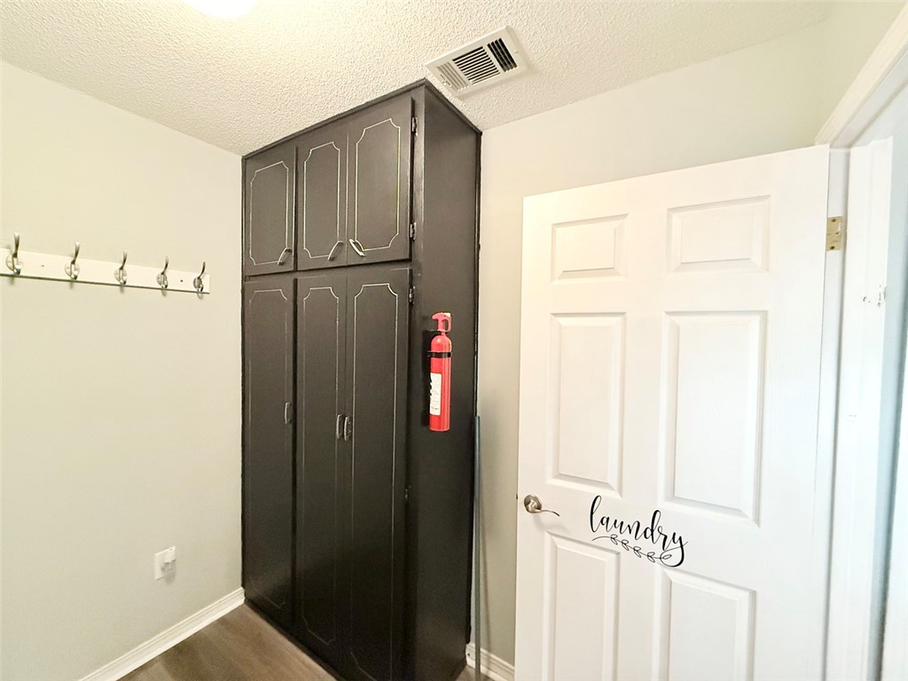 WOODRIDGE ESTATES - Residential