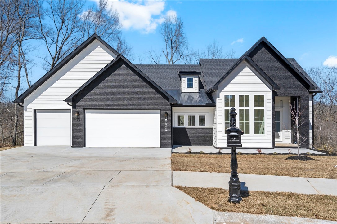 Sugar Creek - Residential