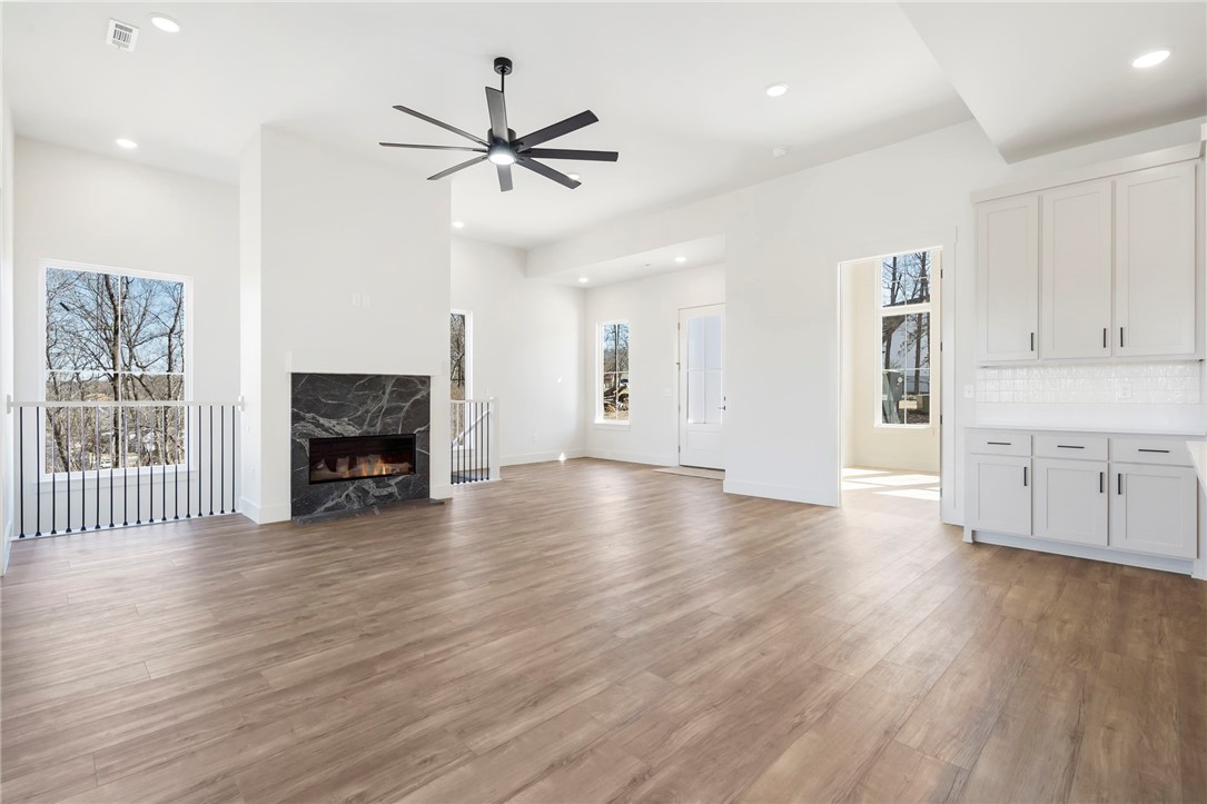 Sugar Creek - Residential
