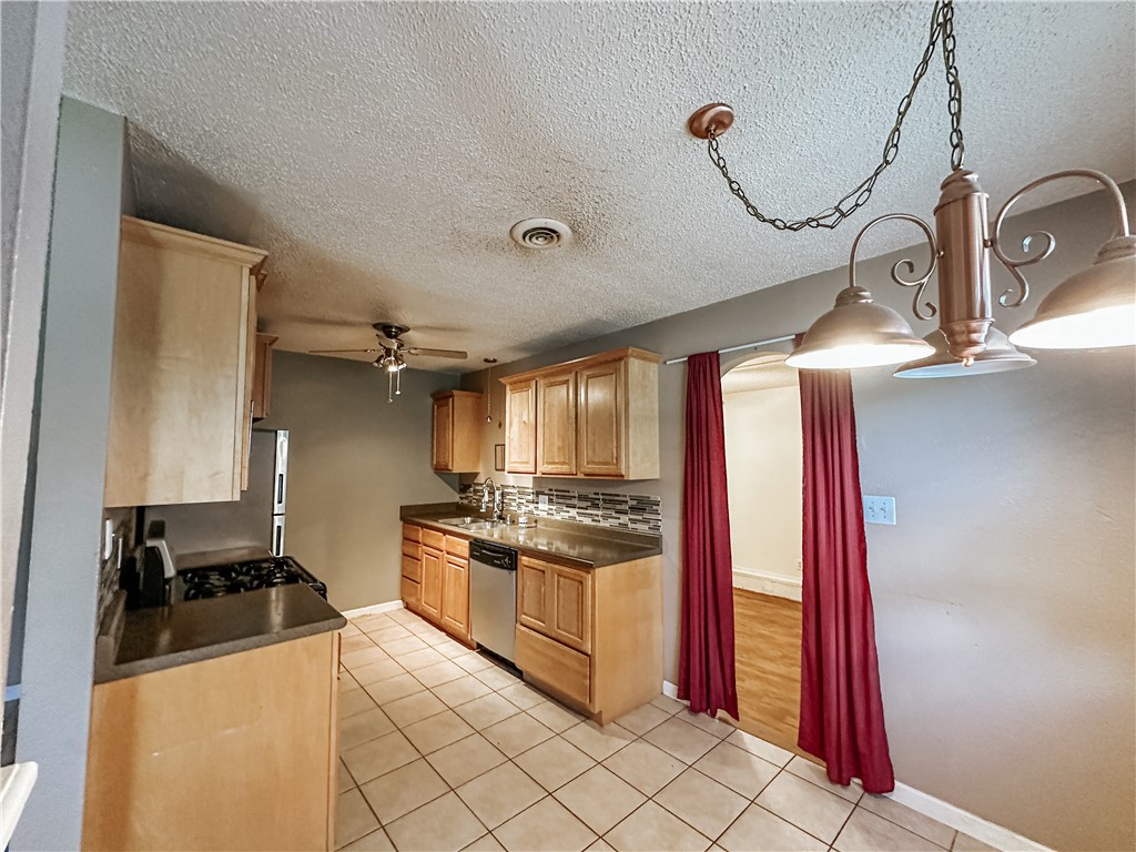Comstock First Add Siloam Spgs - Residential