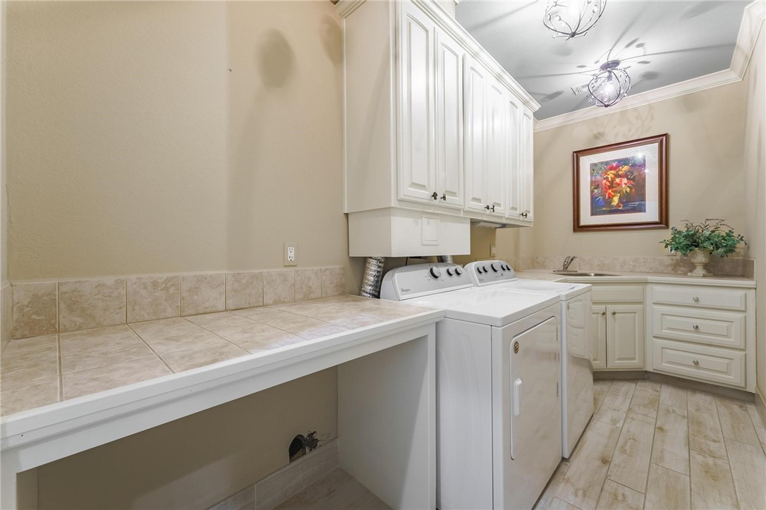 Knolls - Residential