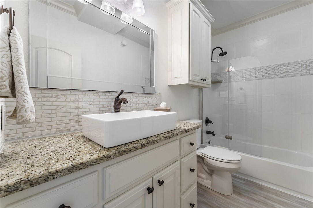 Knolls - Residential