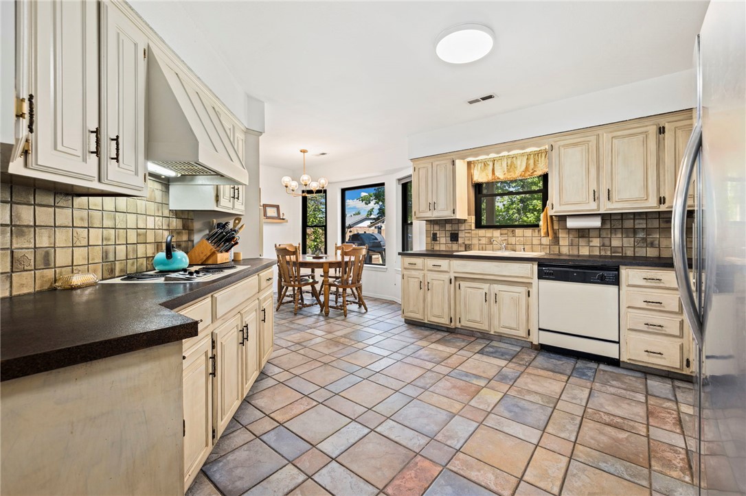 Chateau Terrace Unit 1 Ph 2 Rogers - Residential
