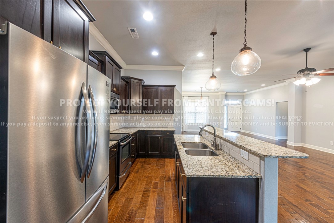 Harmon Grove At Central Park - Residential Lease