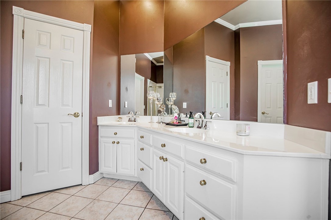 Pinnacle Sub Ph 1, The Rogers - Residential