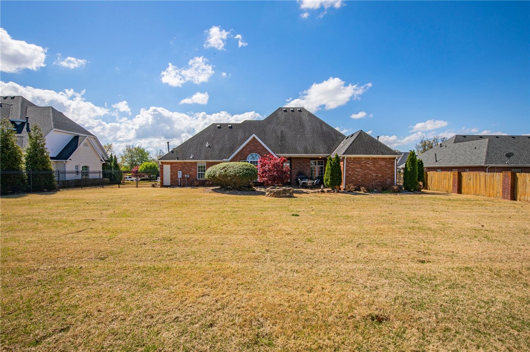 Pinnacle Sub Ph 1, The Rogers - Residential