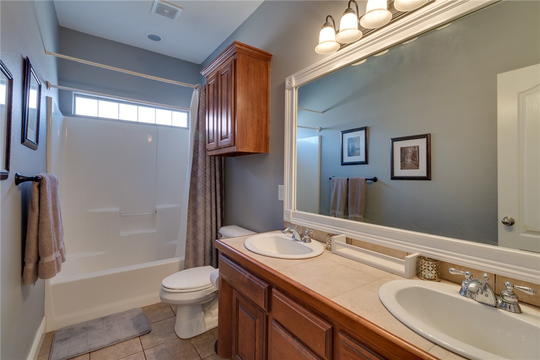 Champions Estates Rogers - Residential