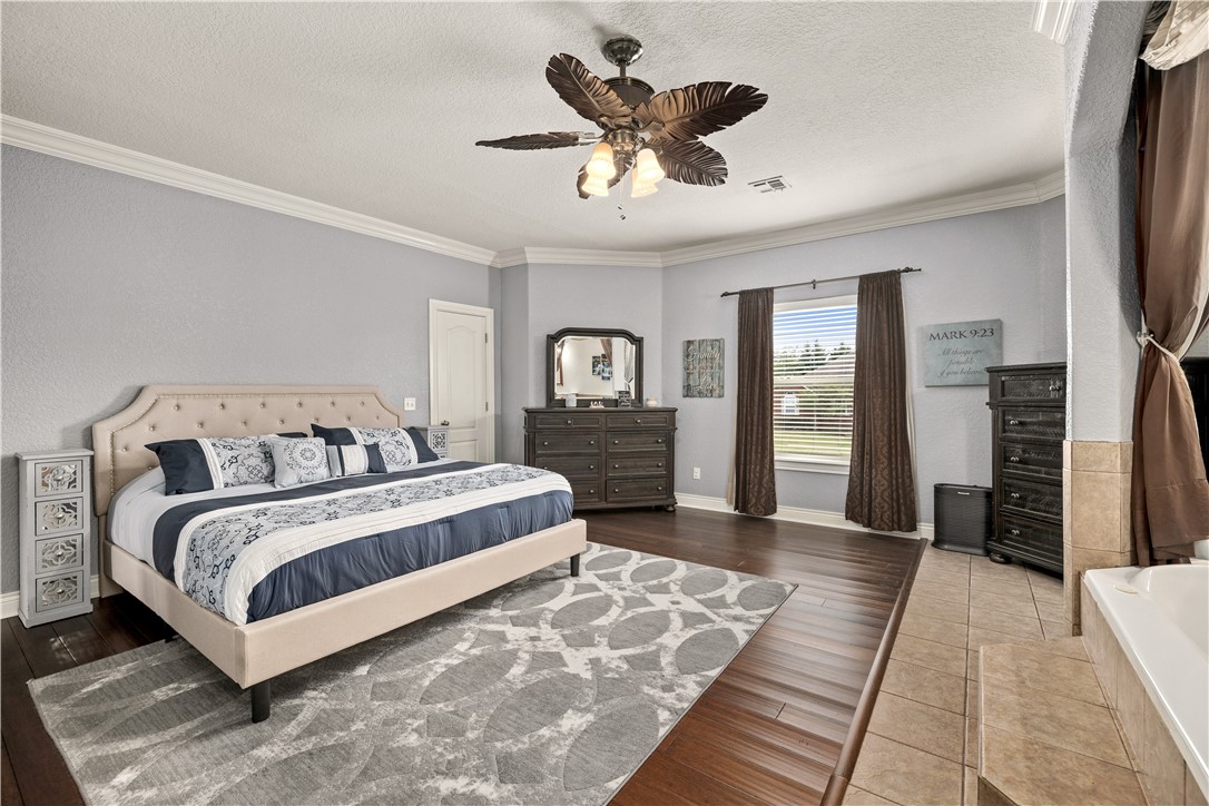 Champions Estates Rogers - Residential