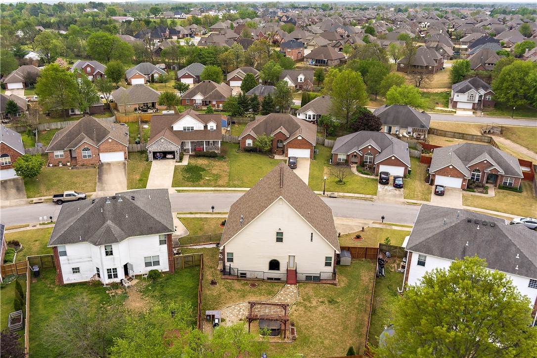 Champions Estates Rogers - Residential